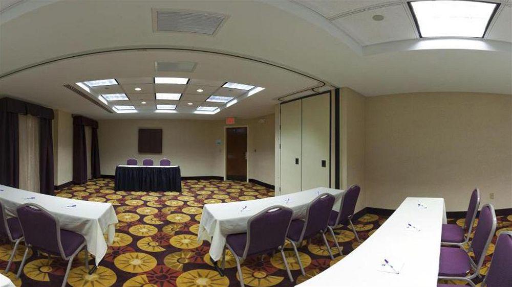 Comfort Suites Near Birkdale Village- Huntersville Dış mekan fotoğraf