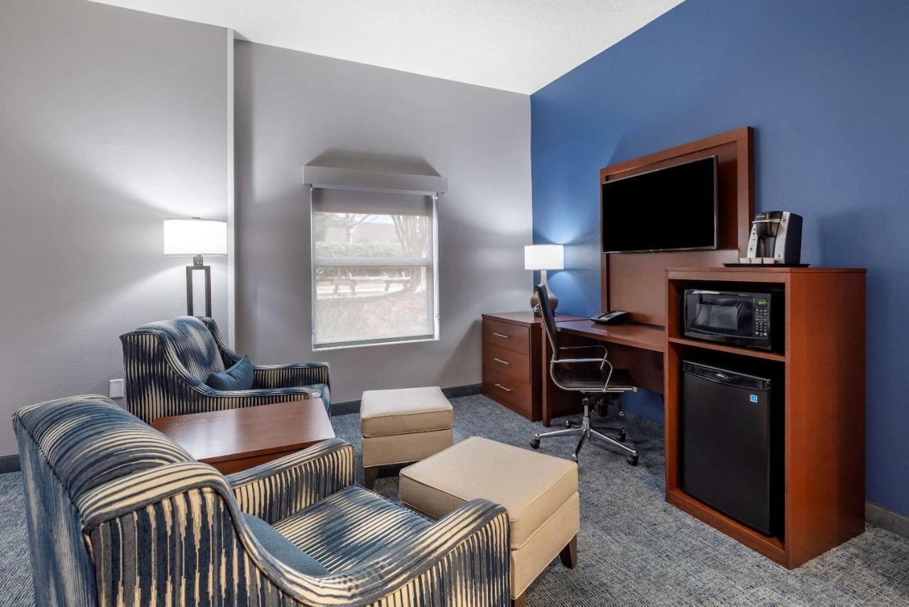 Comfort Suites Near Birkdale Village - Huntersville Dış mekan fotoğraf