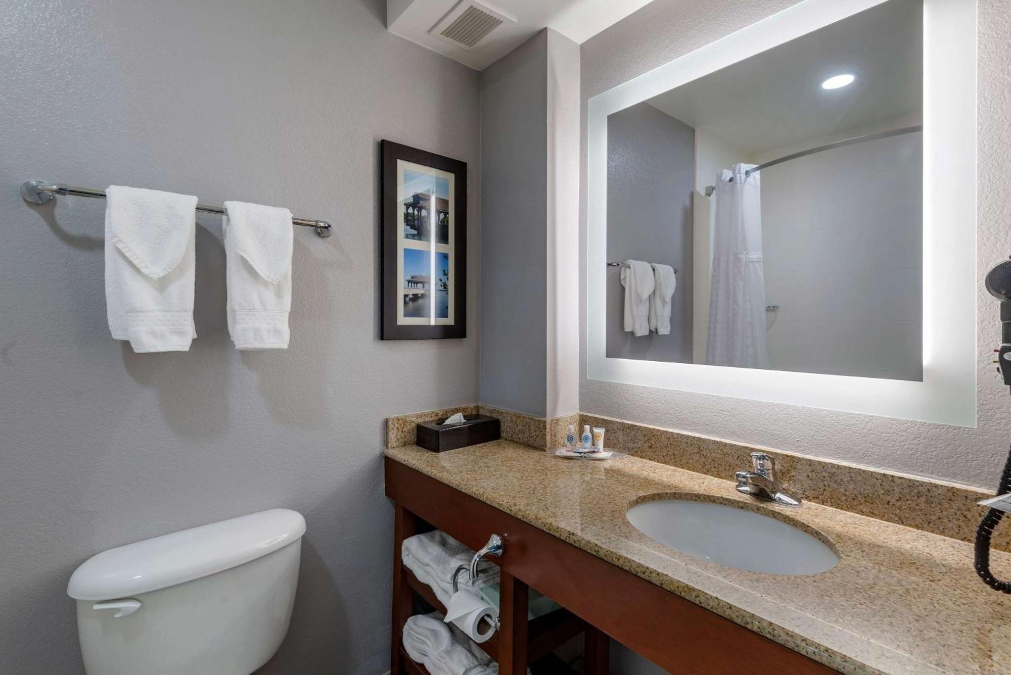 Comfort Suites Near Birkdale Village- Huntersville Dış mekan fotoğraf