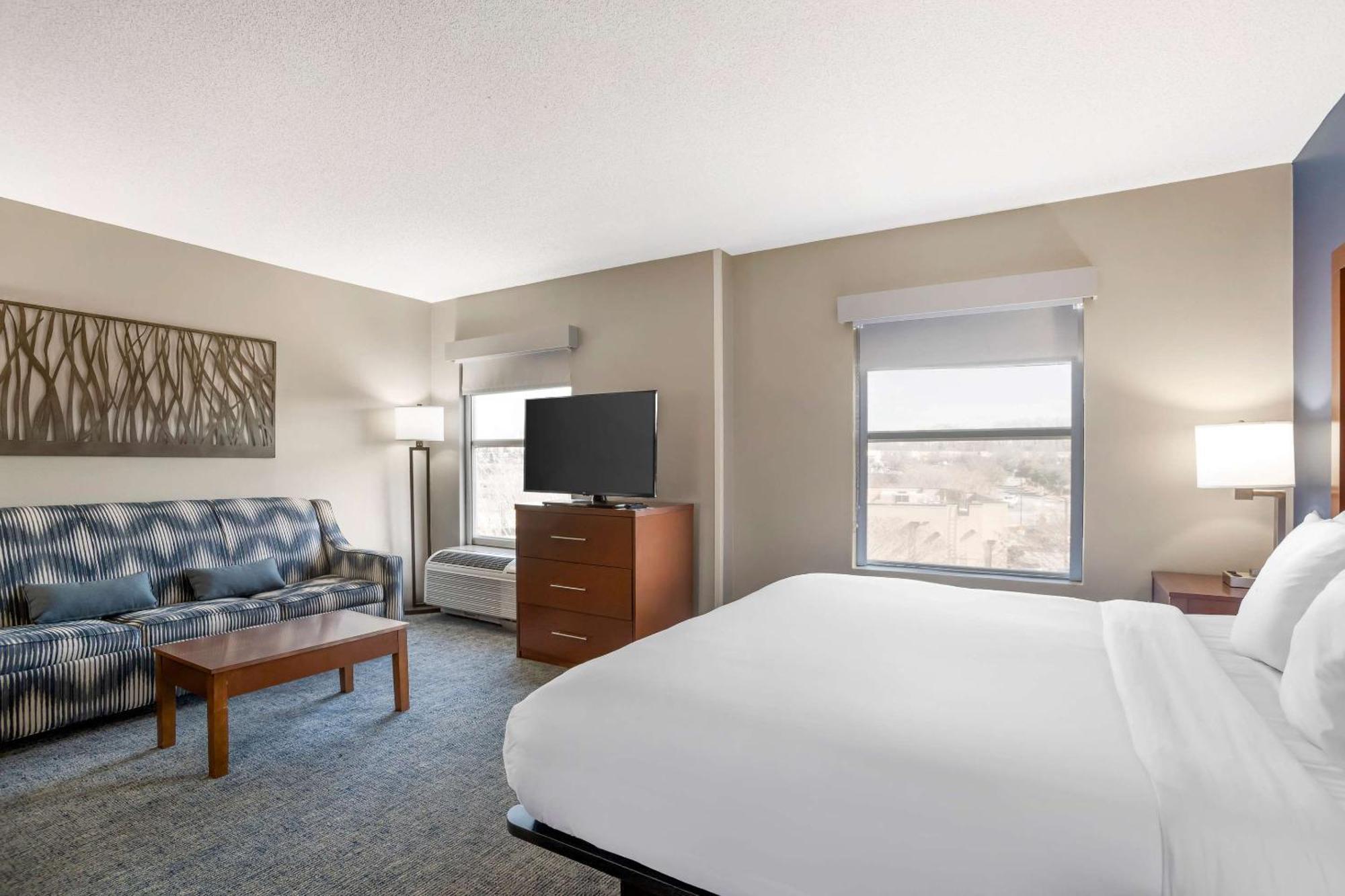 Comfort Suites Near Birkdale Village- Huntersville Dış mekan fotoğraf