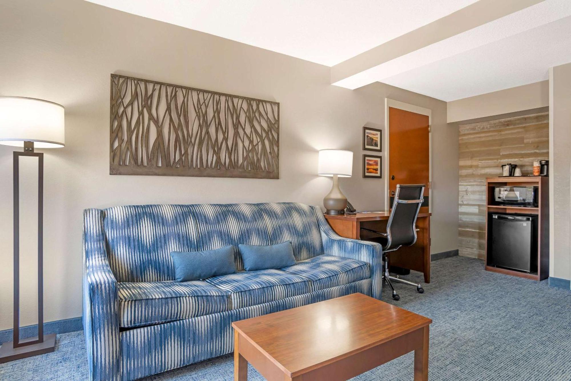 Comfort Suites Near Birkdale Village- Huntersville Dış mekan fotoğraf