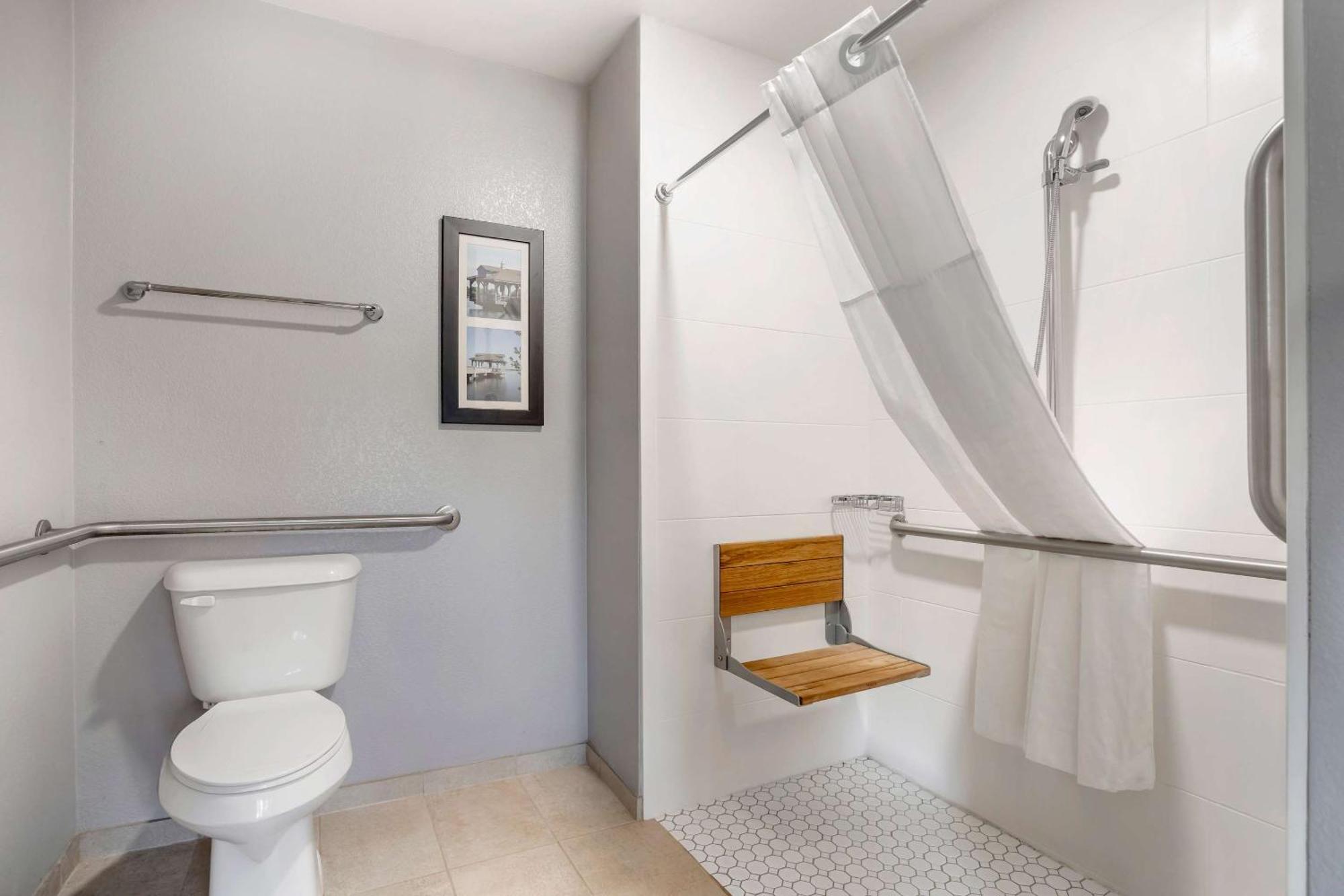 Comfort Suites Near Birkdale Village- Huntersville Dış mekan fotoğraf