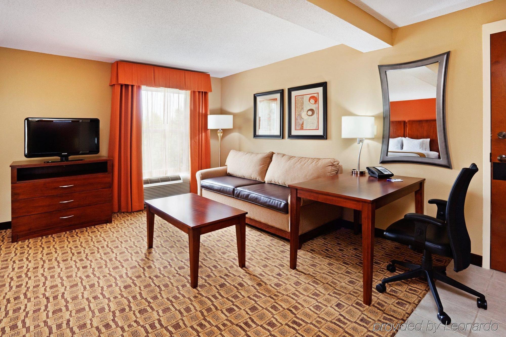 Comfort Suites Near Birkdale Village - Huntersville Oda fotoğraf