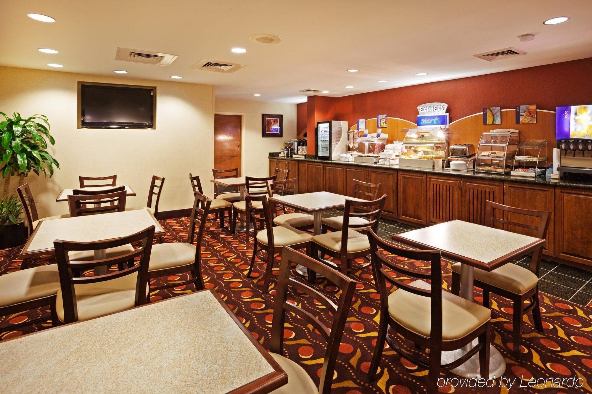 Comfort Suites Near Birkdale Village - Huntersville Restoran fotoğraf