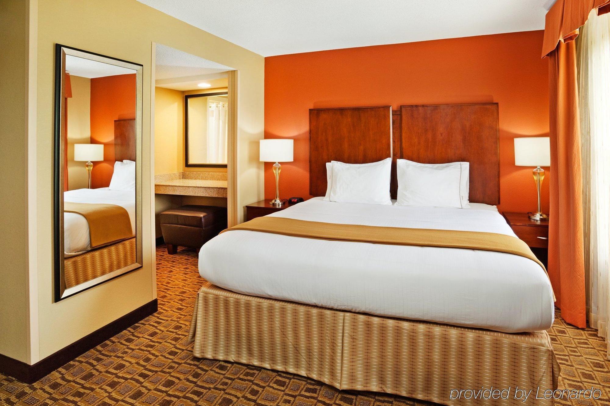 Comfort Suites Near Birkdale Village- Huntersville Oda fotoğraf
