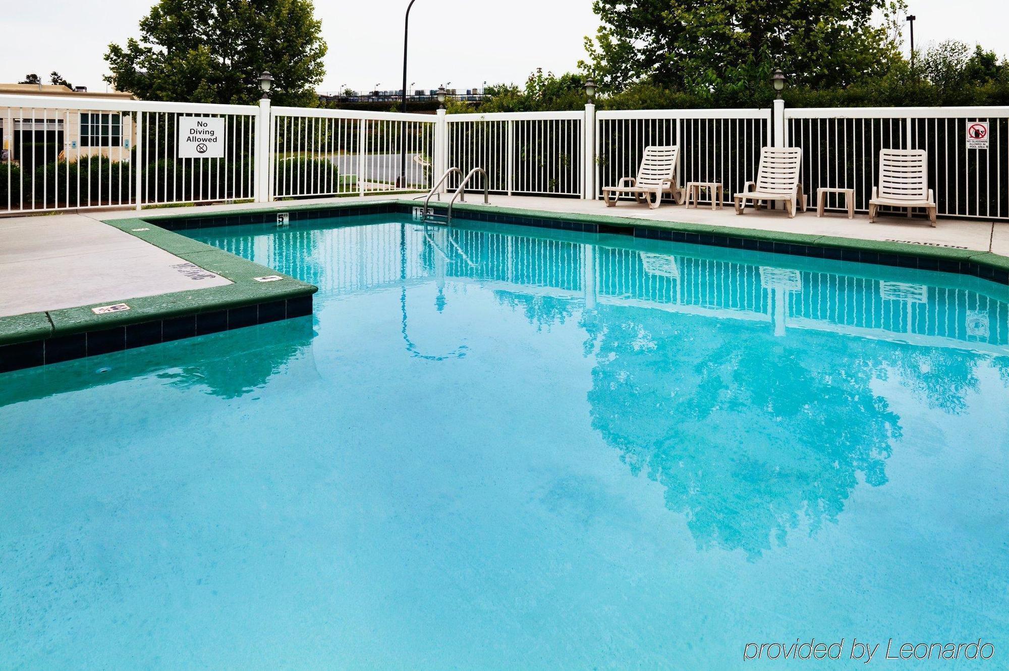 Comfort Suites Near Birkdale Village- Huntersville Dış mekan fotoğraf