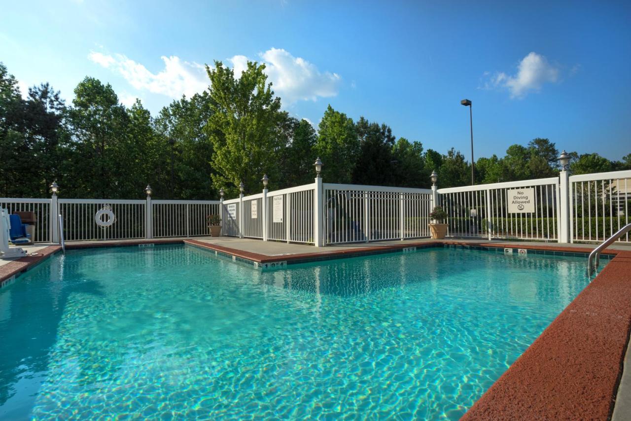 Comfort Suites Near Birkdale Village- Huntersville Dış mekan fotoğraf